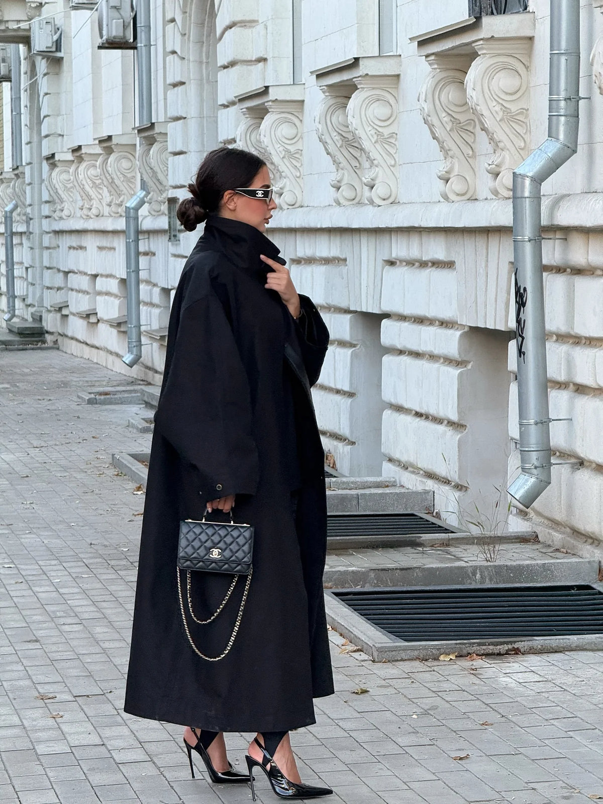 Elegante giacca a vento lunga con risvolto pieghettato verde da donna manica lunga con scollo a V cintura con lacci giacca ampia Lady High Street capispalla quotidiano