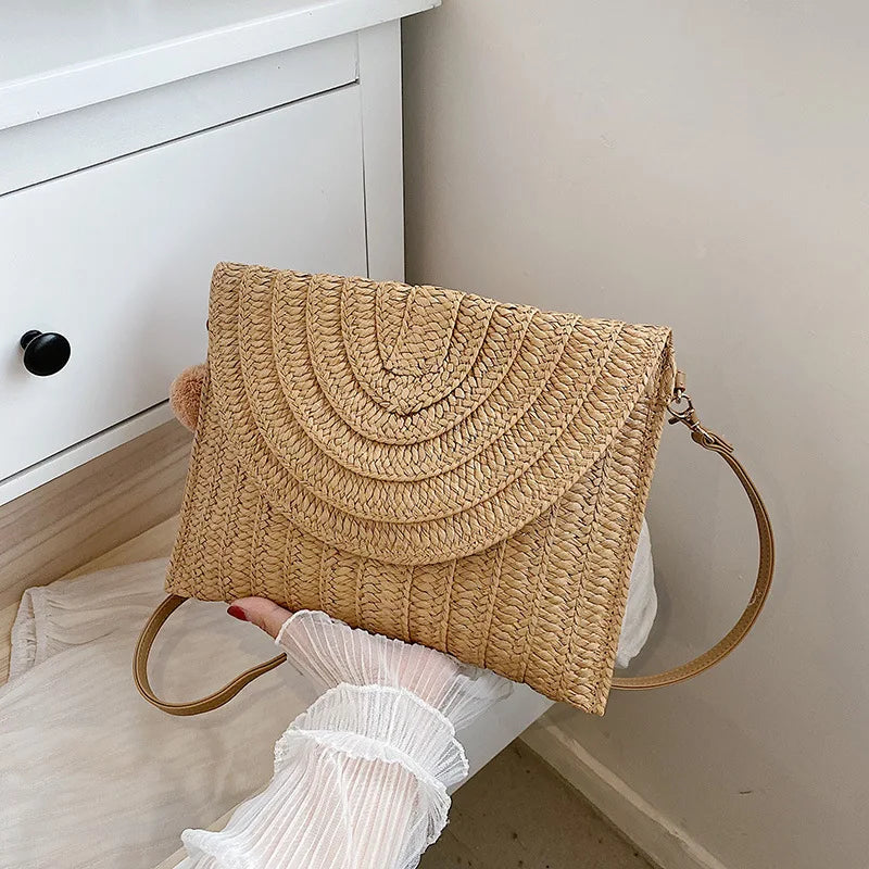 Pochette di paglia da spiaggia estiva borsa a tracolla con ciondolo a sfera carina per le donne borse a tracolla da viaggio borsa da donna borse Casual borsa di vimini