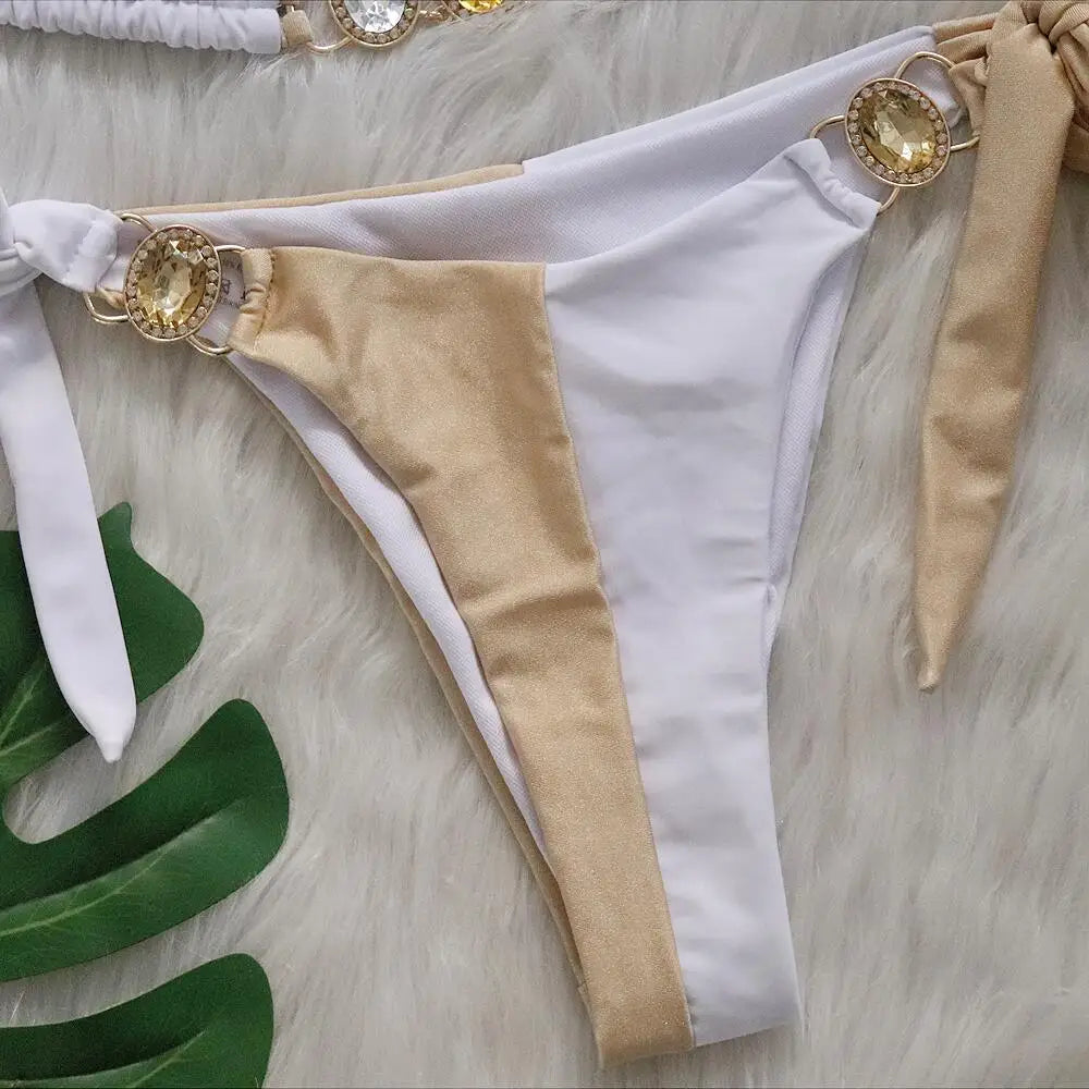 2026 Bikini da donna a due pezzi con scollo all'americana e inserti di diamanti, modello intagliato, costume da bagno da spiaggia