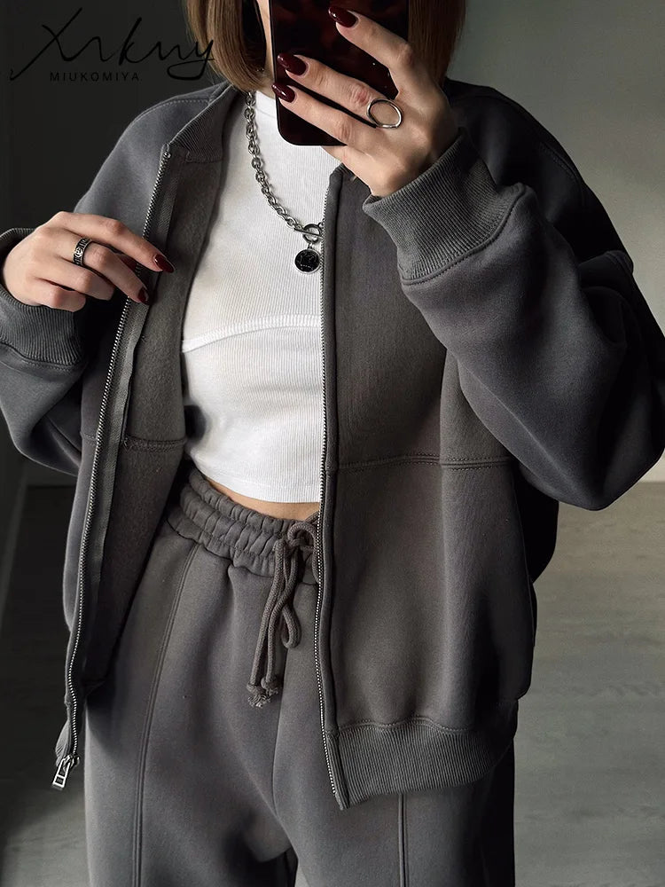 Abito caldo per le donne Pantaloni sportivi Set Inverno 2 pezzi Giacca e pantaloni in pile spesso con cerniera Set Tuta da donna in velluto per le donne