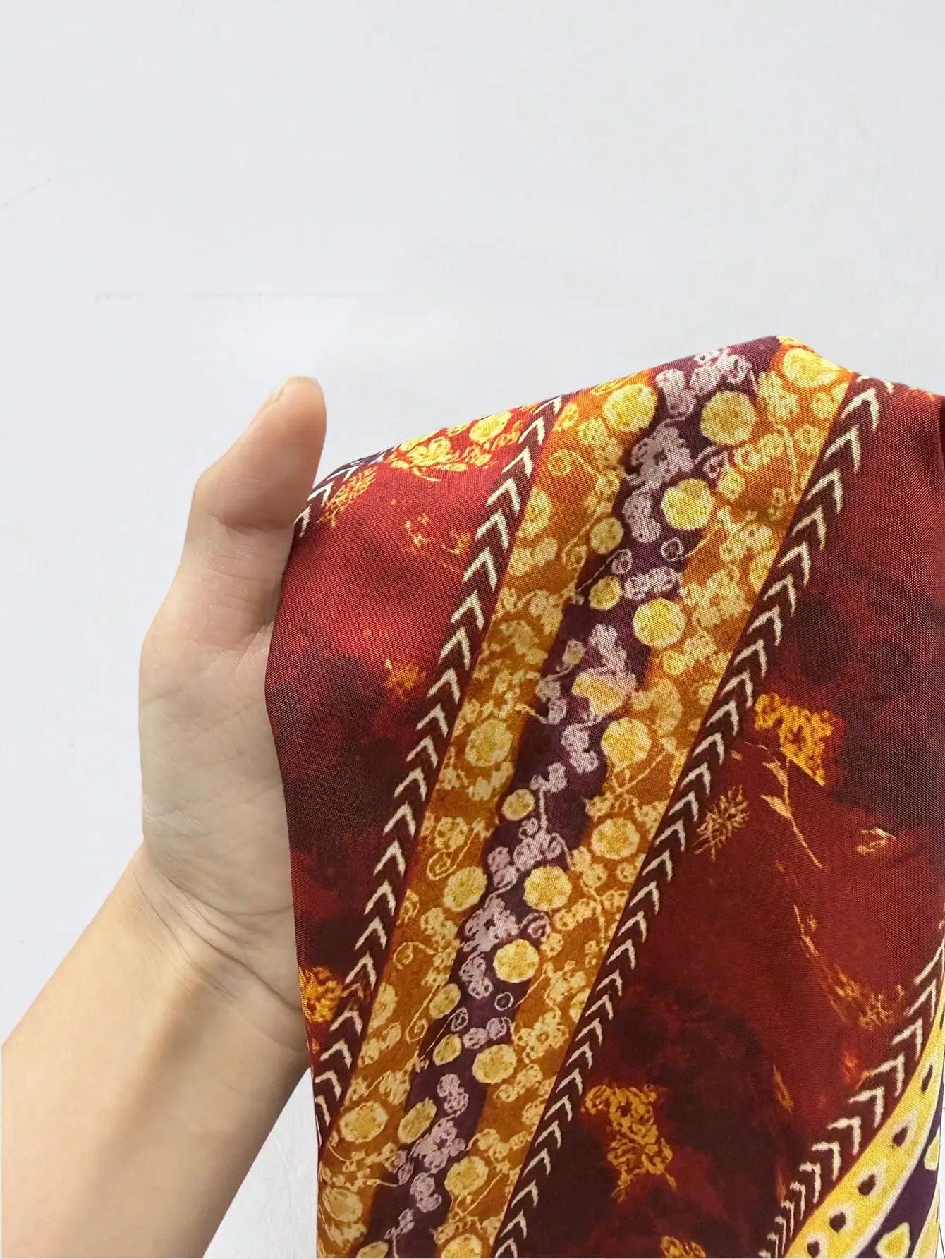 Mini abito bohémien retrò con stampa paisley e paillettes a rombi per donna primavera estate