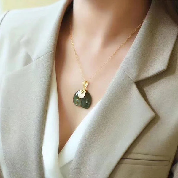 Boutique Natural Stone Hetian Jade Elephant ciondolo collana a catena placcata oro 18 carati gioielli girocollo per le donne anniversario di compleanno