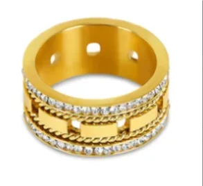 Anello minimalista con cuore d'amore in acciaio inossidabile per donna Anelli con zirconi intarsiati Gioielli di moda romantici impermeabili color oro