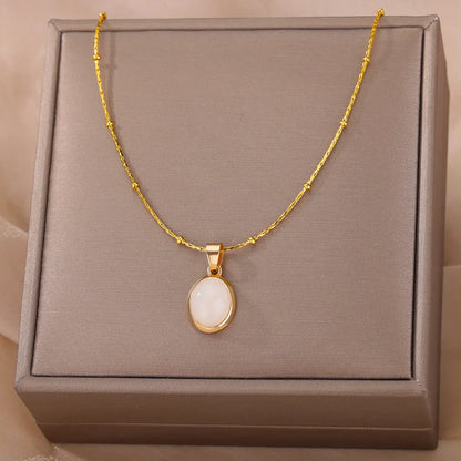 Collana ovale in pietra opale di moda per donna Collana con ciondolo in pietra ovale color oro in acciaio inossidabile Regalo di gioielli estetici per matrimonio