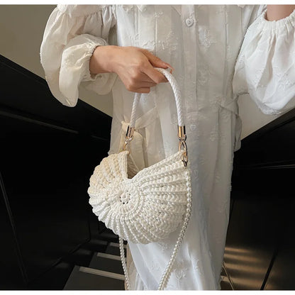 Borse a tracolla da donna all'uncinetto a forma di conchiglia creativa Divertenti catene di perle carine Borsa a tracolla in tessuto fatto a mano Novità piccole borse