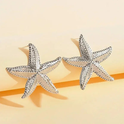 Nuovi orecchini a bottone in argento antico con personalità di conchiglia stereo gotica per uomo donna Ognissanti gioielli punk regalo accessorio per le vacanze