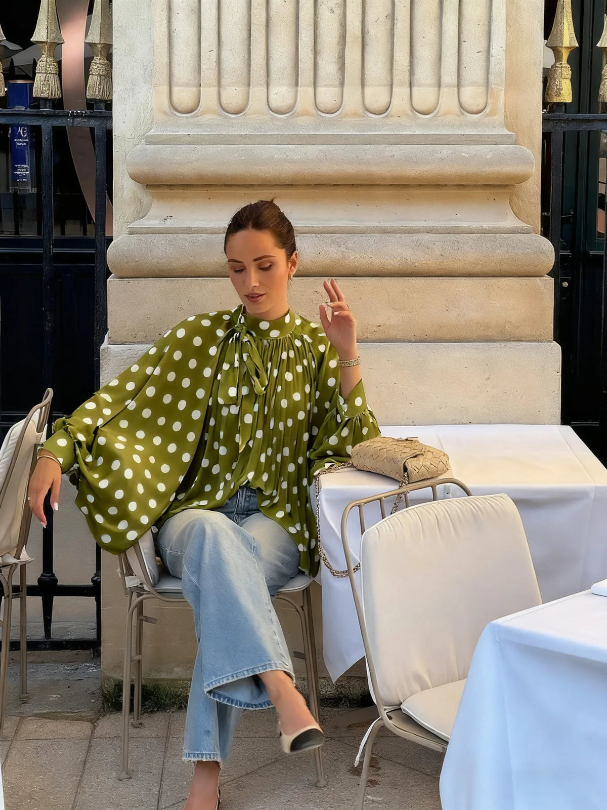 Elegante Camicia Retrò a Pois con Lacci da Donna, Maniche Lunghe a Lanterna, Trasparente e Scavata, Blusa Larga 2026, Top da Donna per il Quotidiano e il Lavoro