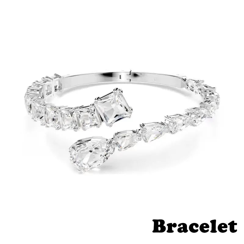 Sur New Styles Bijoux Tendance Perle Blanche Collier Boucles d'Oreilles Exquises Bracelet Bague Cadeaux de Qualité pour Femmes