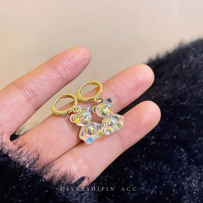 Orecchini pendenti a forma di orsetto con zirconi brillanti in rame dorato |   Nuovi Gioielli Trendy per Feste e Matrimoni |   Regalo Perfetto per Ragazze