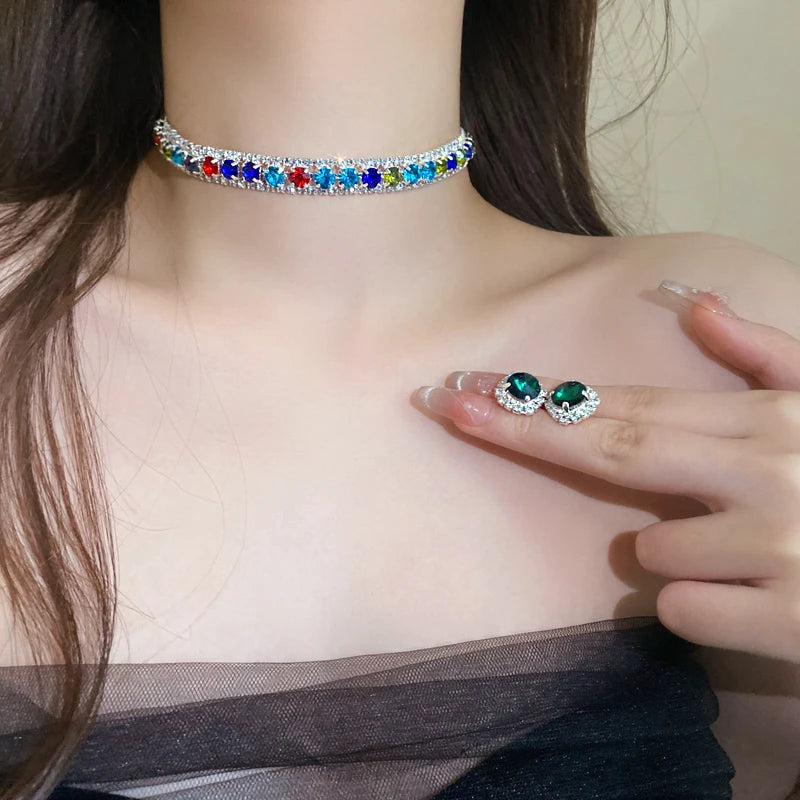 Orecchini a bottone con collana di strass verdi di lusso per le donne collane con Choker di cristallo Set di gioielli per banchetti di matrimoni di moda da donna
