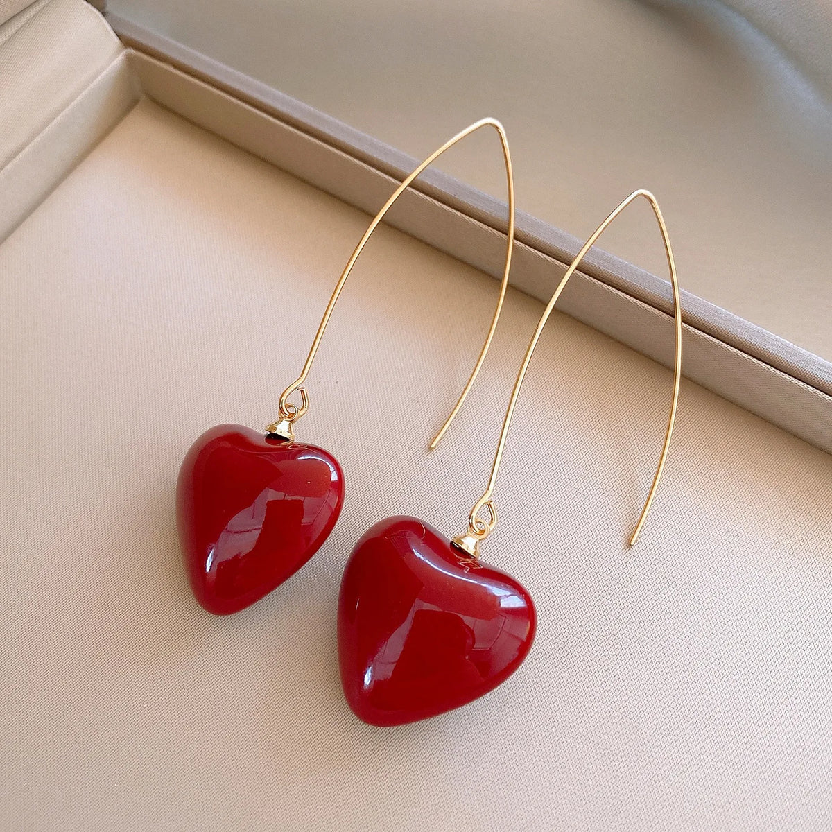 Orecchini a Cuore Rosso Carini per Donne e Ragazze, Orecchini a Cerchio Semplici e Lisci, Orecchini Geometrici alla Moda, Gioielli Rotondi per Feste