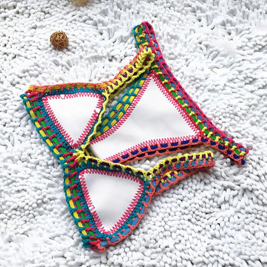 Ensemble bikini d'été 2 pièces, maillot de bain patchwork de couleurs vives, vêtement de plage en crochet fait main pour femmes