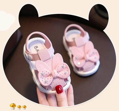 Nuovi sandali estivi antiscivolo per ragazze con suole morbide e design leggero, perfetti per la spiaggia