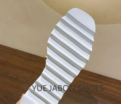 Genuine Leather Buckle Strap Sandals Breathable Sneakers Stars women summer rivets shoes Korean Style Platform Casual Shoes