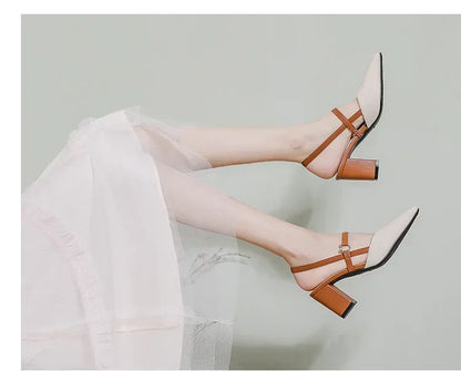 Scarpe per le pompe Estate Elegante Tacchi alti grossi Punta a punta Baotou Scarpe da donna solide Sandali femminili Zapatillas Mujer 2024