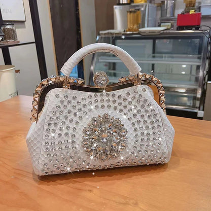 Borsa a tracolla di alta qualità da donna estate 2024 nuova borsa a tracolla di nicchia con texture esplosiva borsa di grande capacità tempestata di diamanti