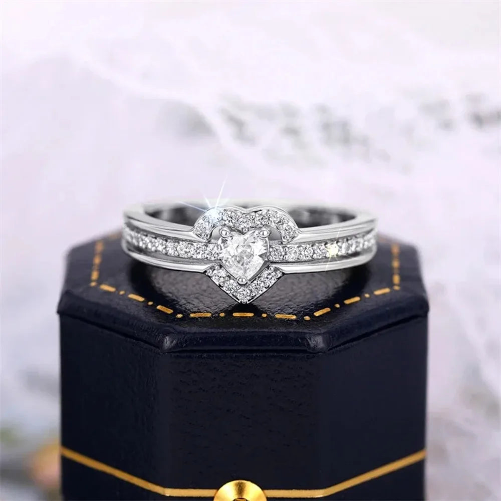 Anello Nuziale Romantico in Argento Sterling 925, Gioiello Femminile con Cuore Brillante in Zirconia, Accessorio per Dito, Anello di Fidanzamento