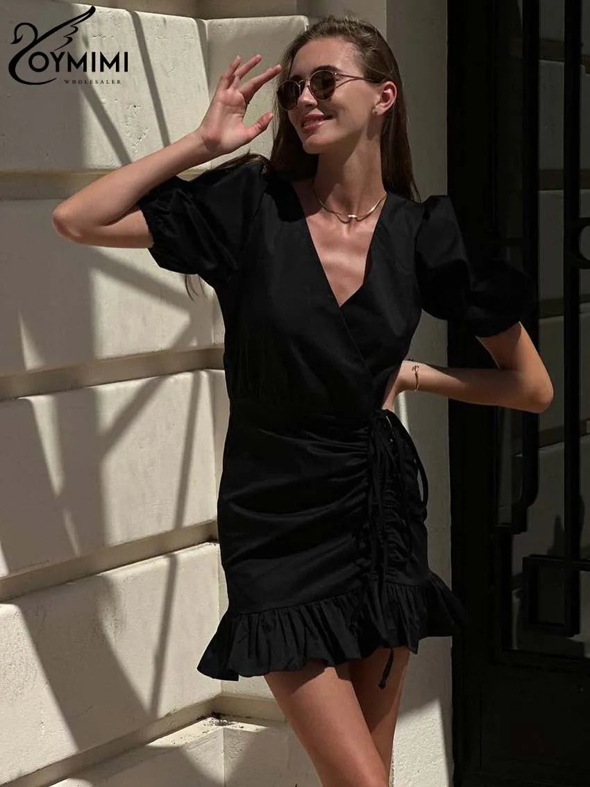 Oymimi Abito da donna casual in cotone bianco Elegante scollo a V Manica corta Abiti stringati Mini abiti a pieghe a vita alta