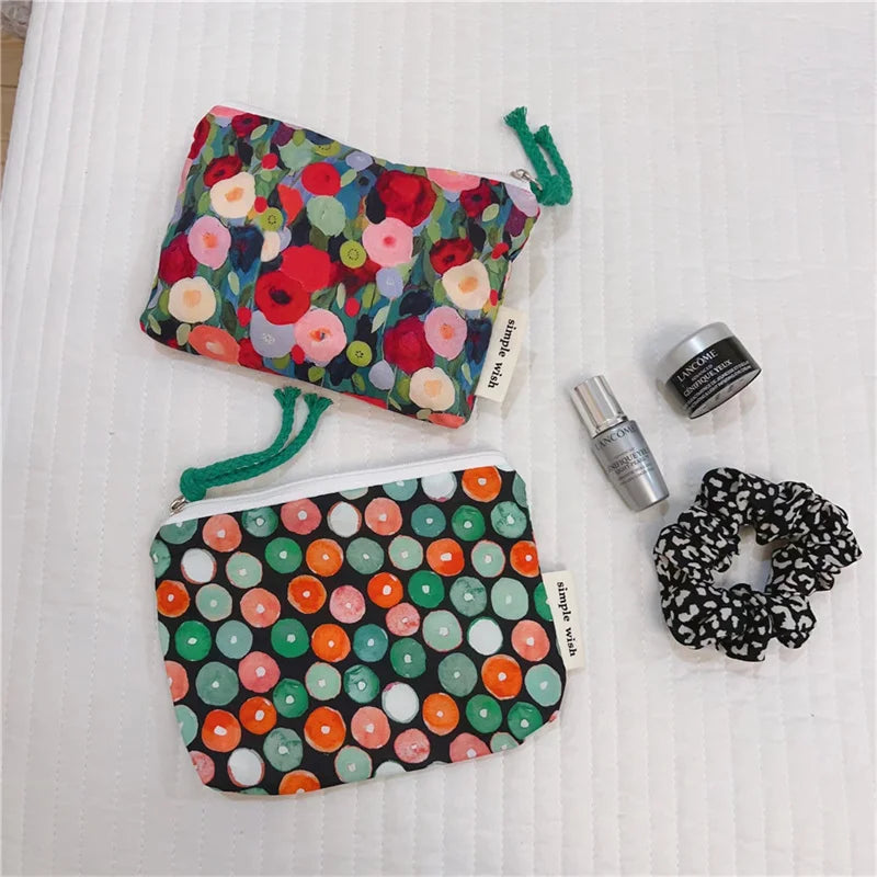 Portamonete in cotone con stampa floreale fresca estiva Mini portaoggetti Borsa in stoffa piccola Borsa per cuffie Borsa per cosmetici da viaggio Borsa per trucco