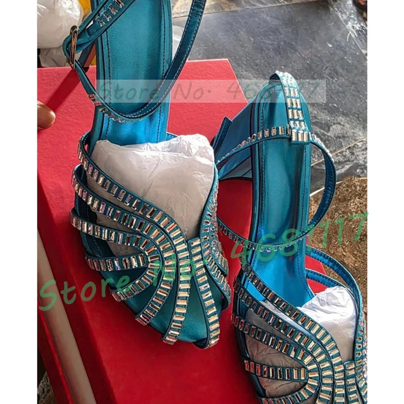 Sandali in raso con tacco medio a gabbia di cristallo da donna Scarpe femminili di lusso in pelle metallizzata Scarpe da sera estive con cinturino alla caviglia da donna
