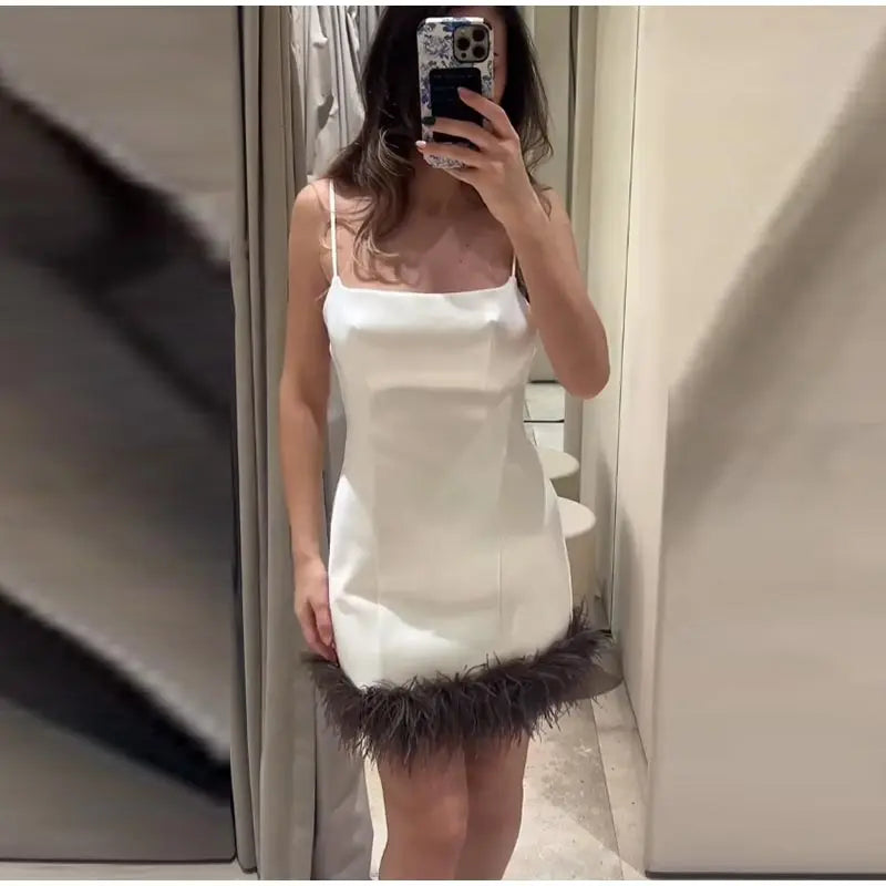 Abito Mini da Donna con Piume e Patchwork, Sexy, con Spalline, Scollo a Barca, Schiena Scoperta, Cerniere, Vestito Aderente da Donna 2026, Abito da Festa Elegante