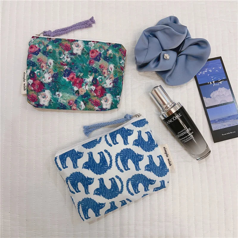 Portamonete in cotone con stampa floreale fresca estiva Mini portaoggetti Borsa in stoffa piccola Borsa per cuffie Borsa per cosmetici da viaggio Borsa per trucco