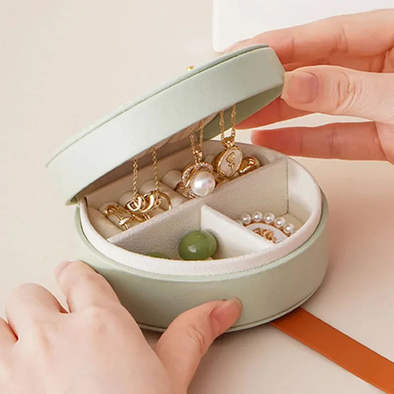 Mini organizzatore di gioielli Display Portagioie da viaggio Scatole Orecchini Collana Anello Borsa portatile Portagioie Portaoggetti in pelle