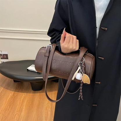 Borse a tracolla multifunzionali a forma di cilindro per donna 2024 Borse invernali di ultime borse firmate Borsa a tracolla di lusso con pendente