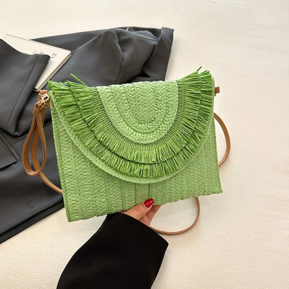 Pochette in paglia intrecciata fatta a mano Borsa in tinta unita Borsa da donna con patta estiva Bohe Portafogli da spiaggia Borsa a tracolla