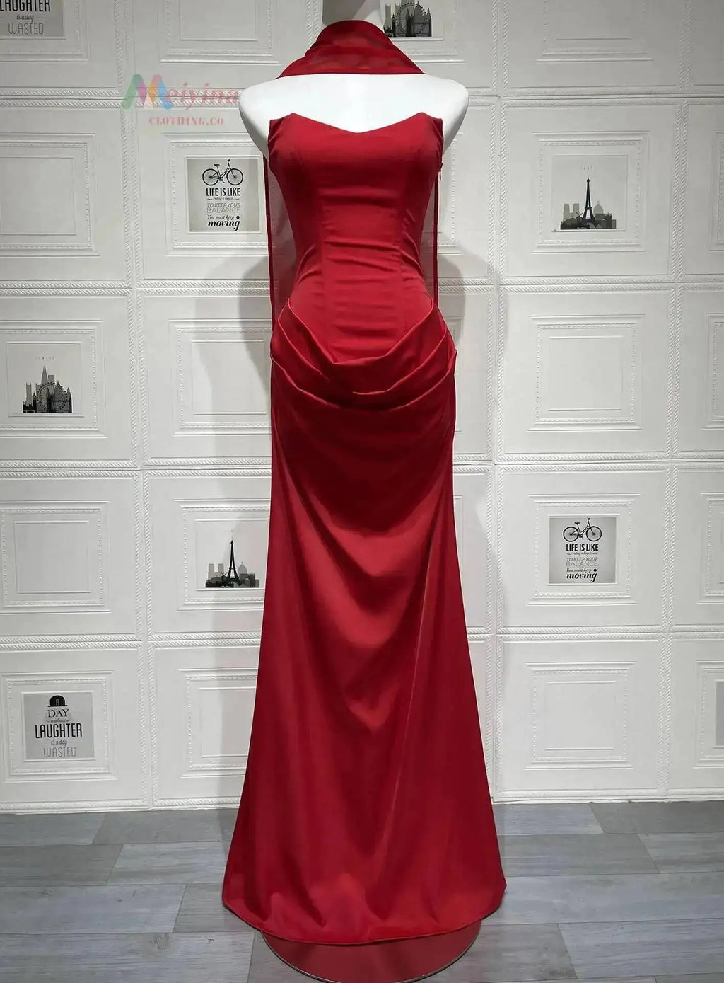 Giyu Sexy Satin Evening Club Abiti da festa Donna 2025 Estate senza spalline con spalle scoperte Lisca di pesce increspato Maxi abito lungo Abito elegante