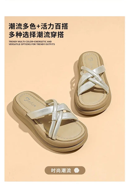 Neue Sommer-Arrivals: Sandalen und Badelatschen, modisch, atmungsaktiv, rutschfest, leicht, lässig, für drinnen und draußen, Strand und Alltag