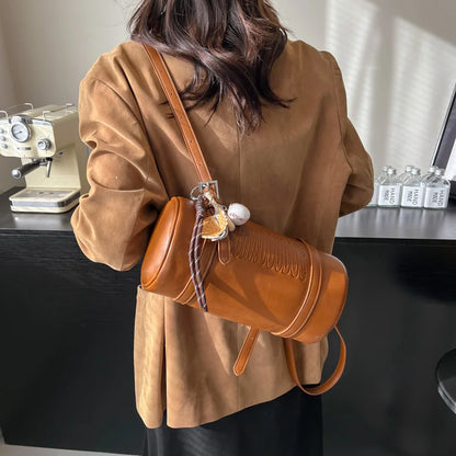 Borse a tracolla multifunzionali a forma di cilindro per donna 2024 Borse invernali di ultime borse firmate Borsa a tracolla di lusso con pendente