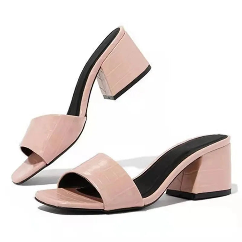 Pantofole estive Scarpe moda donna per donna Sandali grandi neri Pantofole con tacco di lusso Zapatos De Mujer