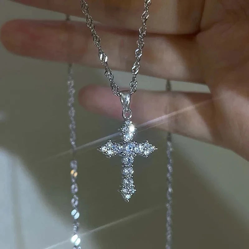Collier pendentif croix zircon cristal brillant pour femmes filles punk couleur argent collier chaîne fine bijoux de fête cadeau d'anniversaire