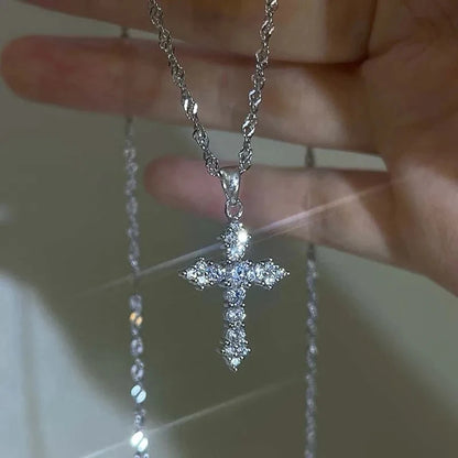 Collier pendentif croix zircon cristal brillant pour femmes filles punk couleur argent collier chaîne fine bijoux de fête cadeau d'anniversaire