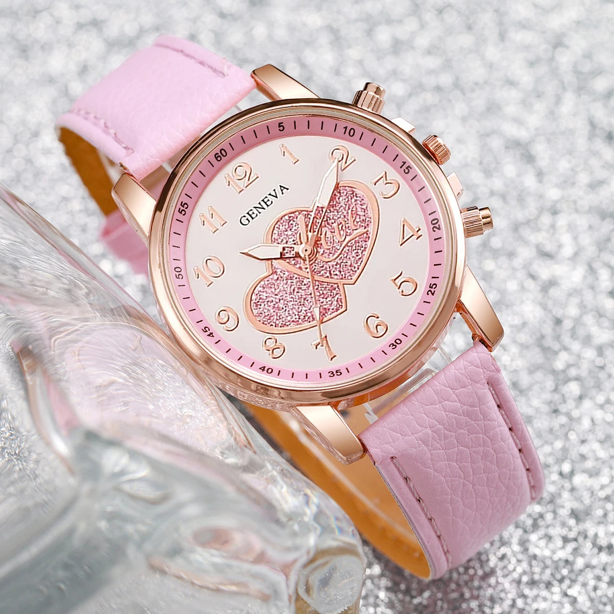 1/4PCSt Orologi da donna alla moda Orologio al quarzo con quadrante a cuore Cinturino in pelle casual Orologi da polso da donna Reloj Mujer (senza scatola)