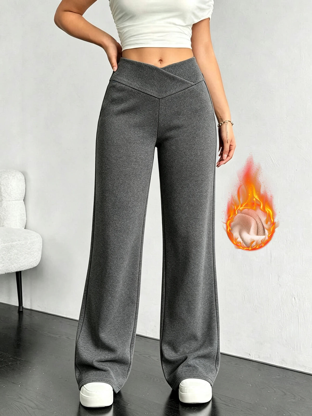 Pantaloni da donna in dralon, caldi e adatti all’inverno, con taglio dritto, design in vita che modella e solleva i glutei, per trattenere il calore.