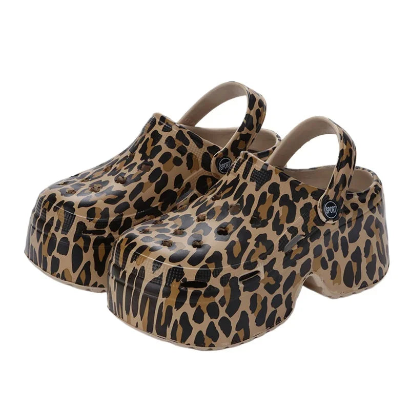 Pantofole da spiaggia estive nuove da donna di lusso 2024 tacco alto 9cm suola morbida leggera comode pantofole Casual di alta qualità