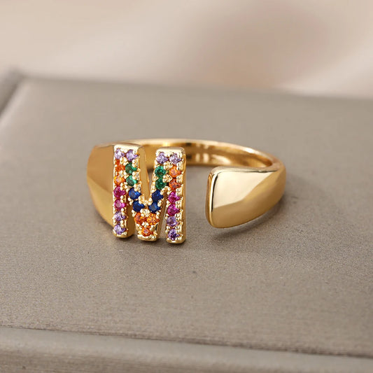 Anelli con lettera zircone arcobaleno per le donne Moda grosso lettera larga AZ anello in acciaio inossidabile matrimonio gioielli Boho spedizione gratuita