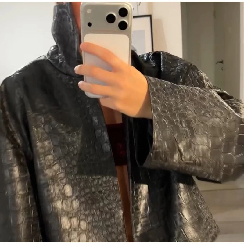 Giacca da donna in pelle PU tinta unita con colletto alla coreana e bottoni, cerniere, cappotto da donna, moda autunno 2026, capospalla femminile streetwear
