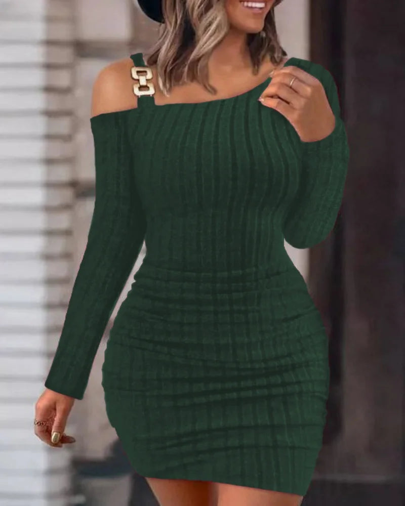 Mini abito sexy con spalle scoperte a catena da donna Abiti aderenti a maniche lunghe moda autunnale per le donne Vestidaos lavorati a maglia skinny invernali