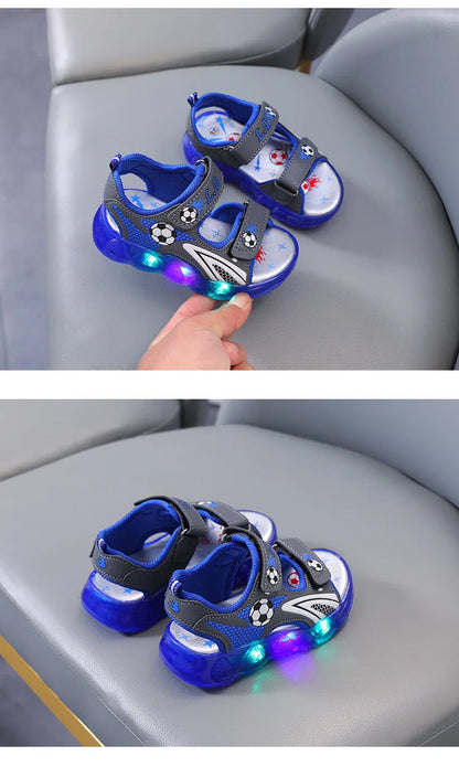Sandali estivi Nuovo Sport Comfort Scarpe da bambino Antiscivolo Traspirante Morbido Light Up Scarpe da ragazzo Moda Spiaggia Sandali casual Босоножки