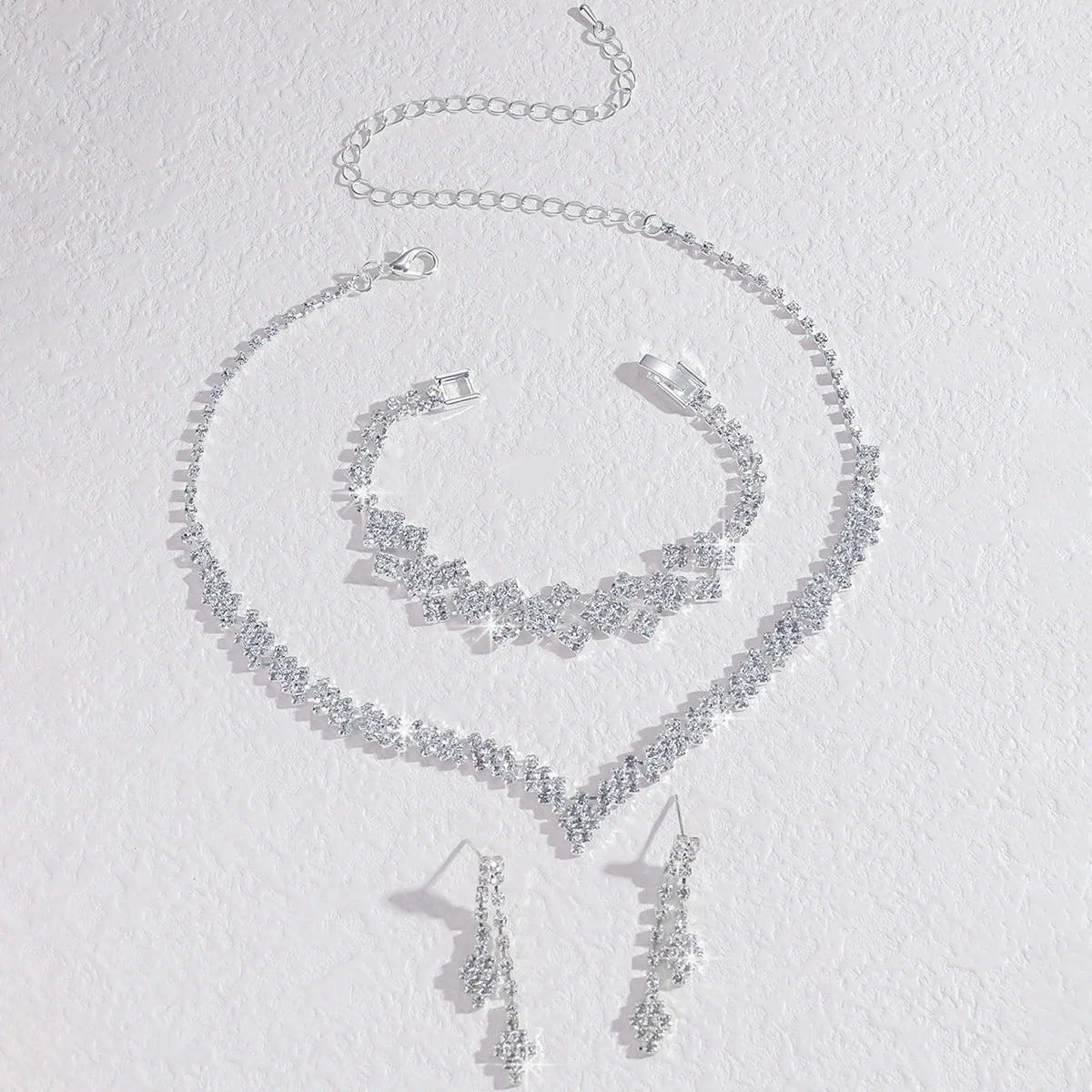 4/3 pezzi di orecchini, collane, bracciali, set di gioielli, banchetti e regali natalizi della serie di catene ad artiglio da donna della stagione nuziale92