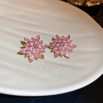 Orecchini a bottone con strass delicati geometrici vintage per le donne Orecchini con nappa in cristallo smeraldo Gioielli da sposa di design di lusso N1