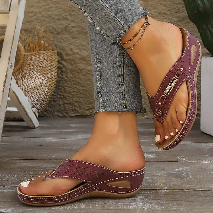 Sandales Orthopédiques d'Été pour Femmes, Nouvelles Tongs Orthopédiques avec Support de Voûte Plantaire, Claquettes à Semelle Épaisse Antidérapante pour Usage Quotidien et Plage