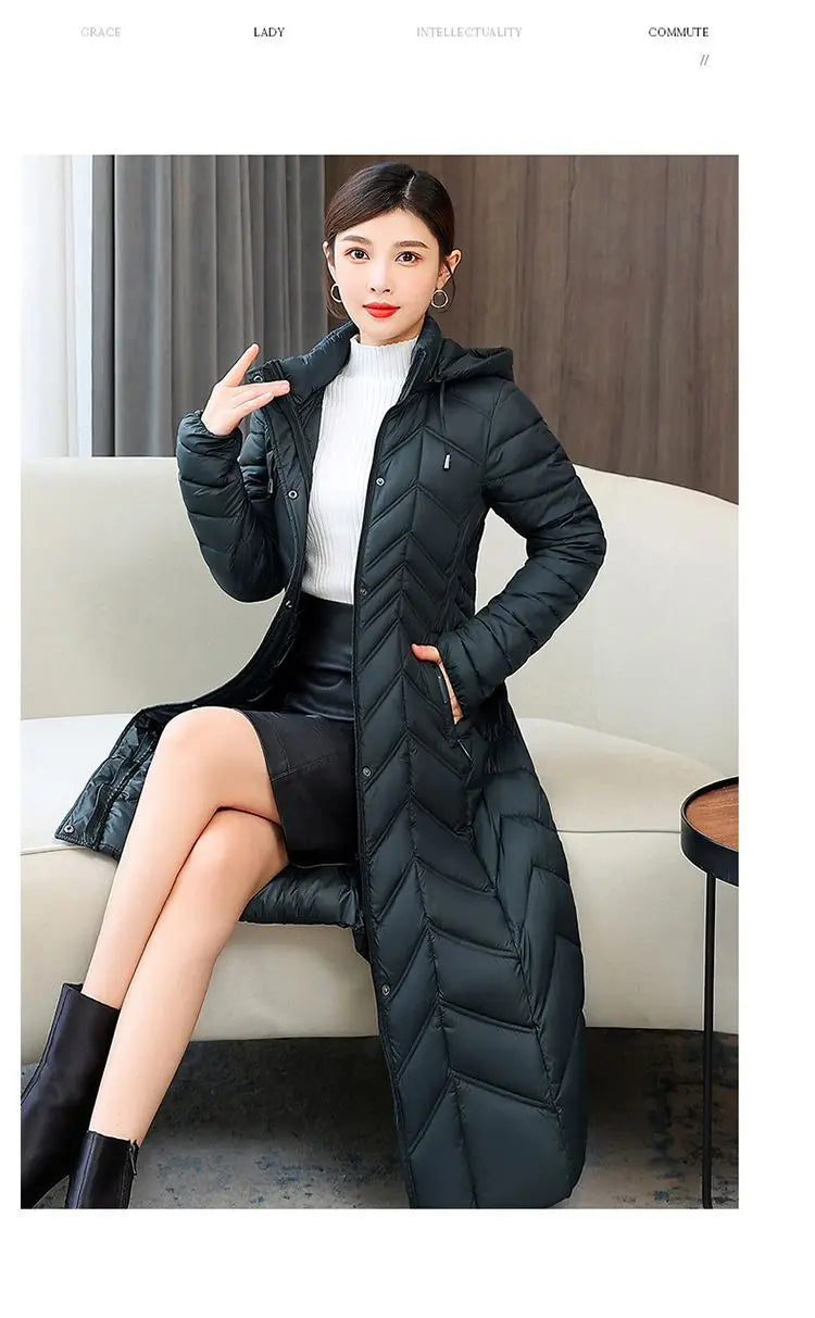 2026 NUOVA Giacca Invernale Imbottita con Cappuccio 5XL Parka Calda da Donna Cappotto Lungo in Cotone Imbottito alla Moda Cappotto Femminile Slim Elegante