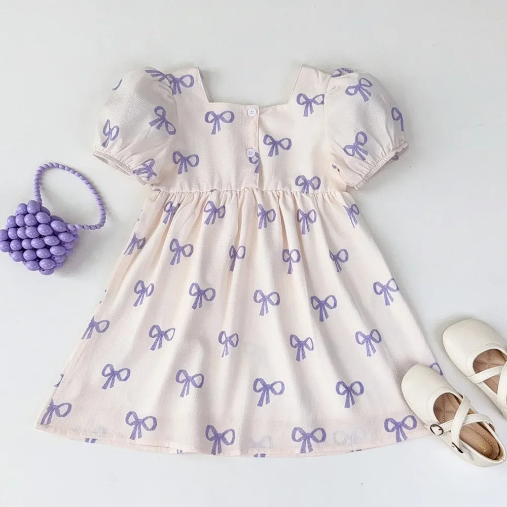 Bear Leader Abiti casual estivi per ragazze a maniche corte Stampa fiocco rosa Collo quadrato Dolce abito da principessa Abbigliamento semplice quotidiano per bambini