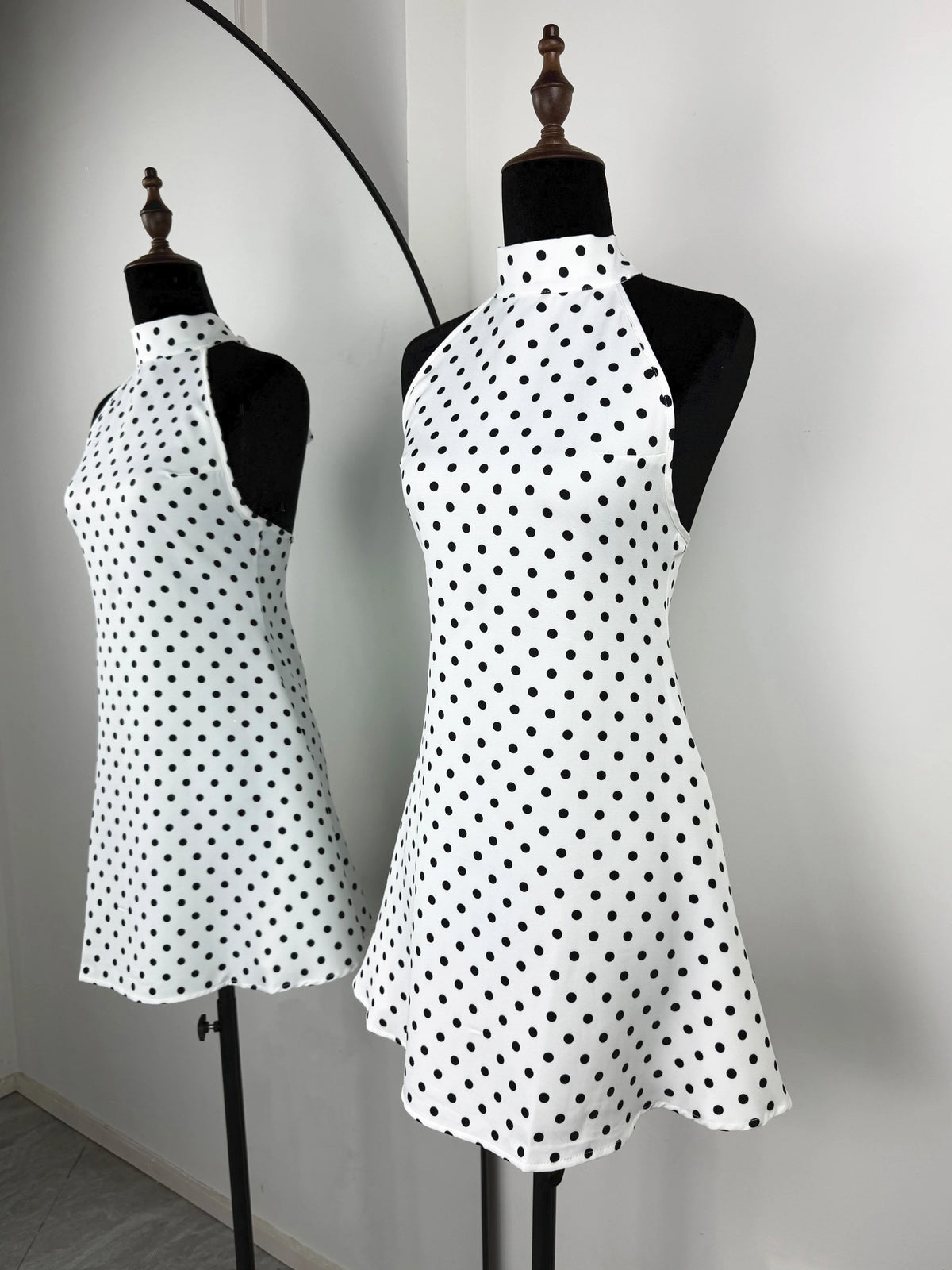 Tuularose Abito a pois alla moda Abito vintage a vita alta senza maniche con scollo senza schienale Abito con lacci Abiti da donna di lusso per feste sexy Y2k