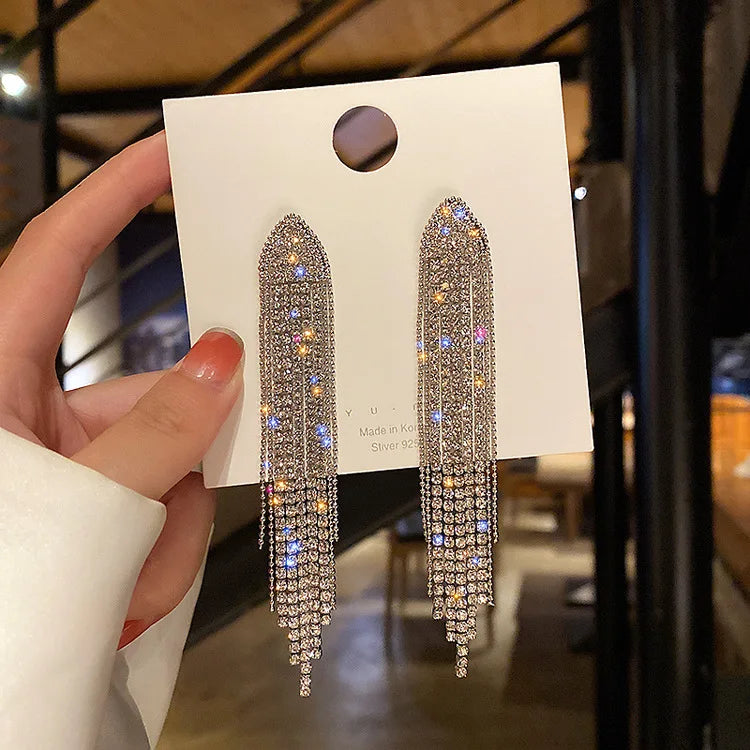 Nuova tendenza della moda Design unico Orecchini rettangolari eleganti e squisiti con zirconi per gioielli da donna Regali premium per feste di nozze