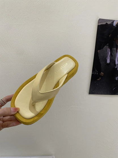 Damen-Slipper für den Sommerurlaub am Strand, modische Plateau-Zehenstegschuhe in Unifarben, minimalistische, vielseitige Damen-Sandalen für den Alltag